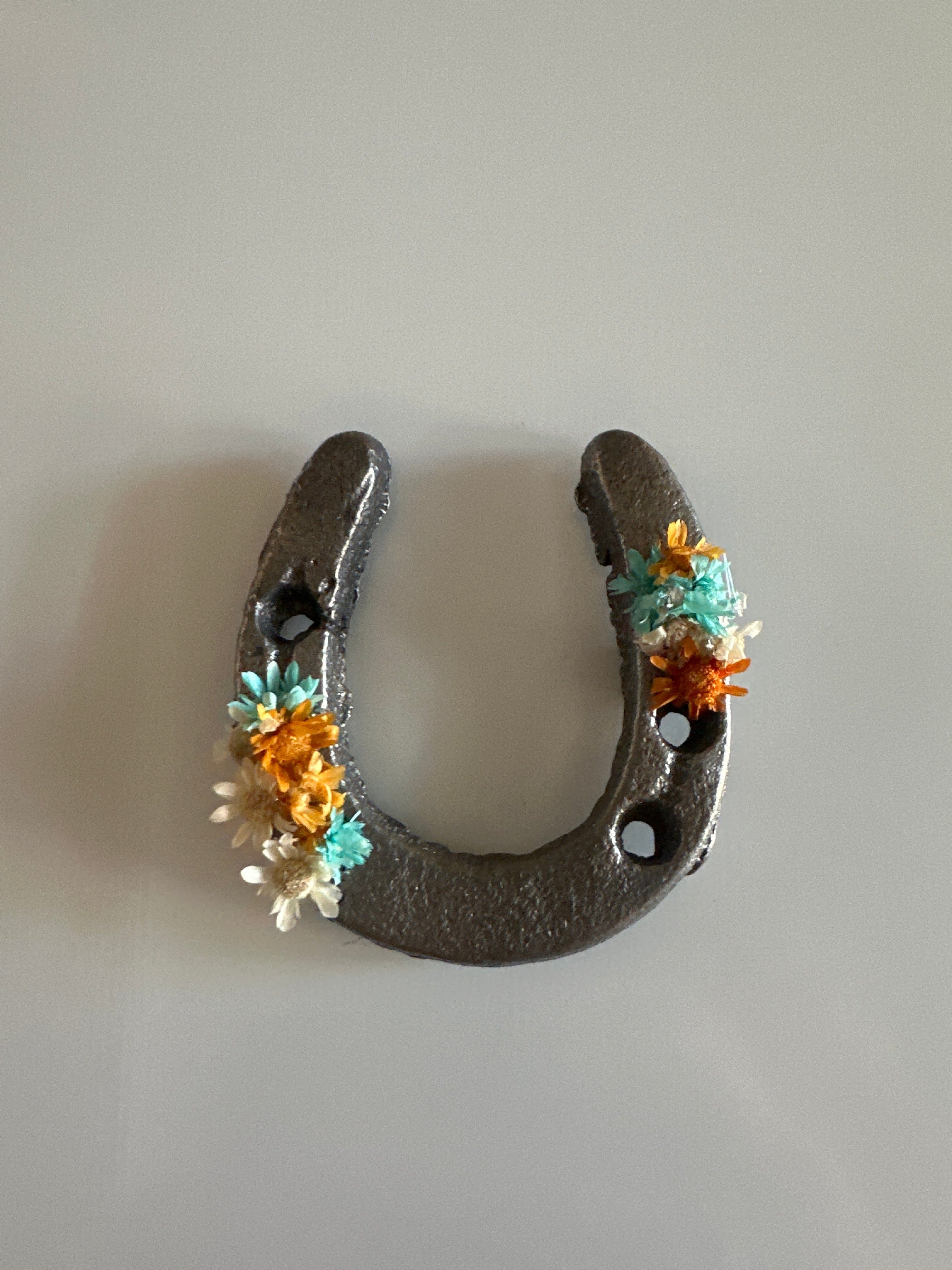 Good Buds Floral Horseshoe Magnet available in Joshua Tree at JT Trading Post