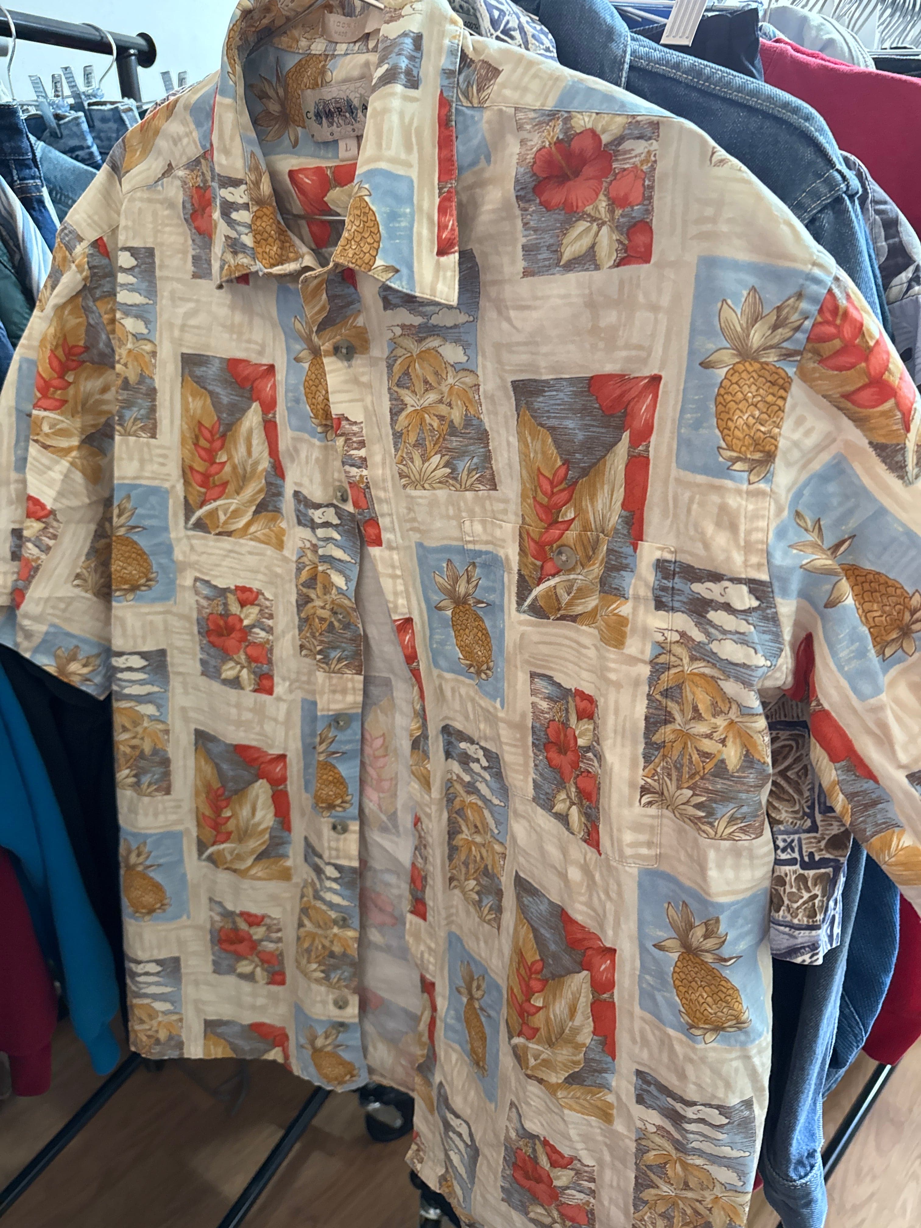Venus Of The Desert VTG Campia Cotton Pineapple Shirt available in Joshua Tree at JT Trading Post