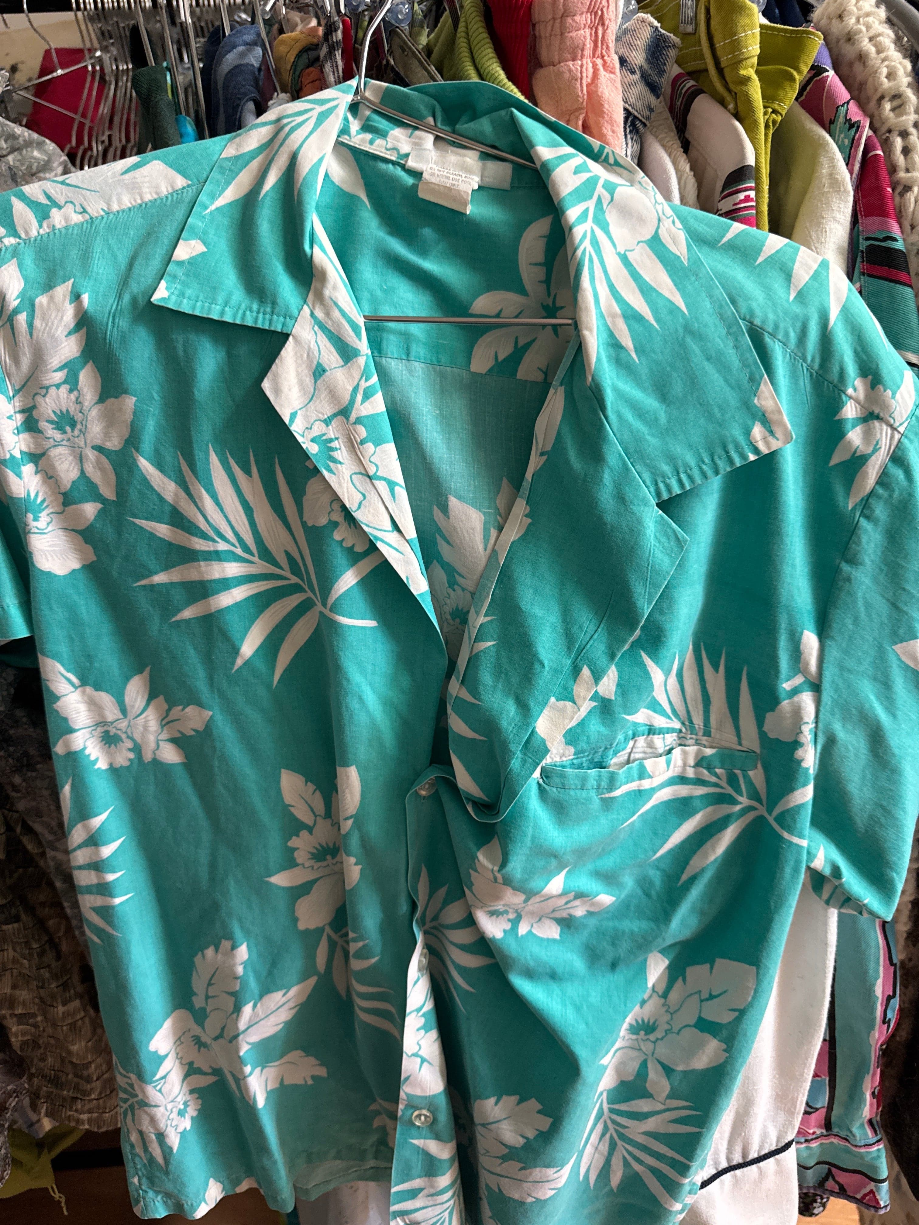 Venus Of The Desert VTG Teal Made in Hawaii Shirt available in Joshua Tree at JT Trading Post