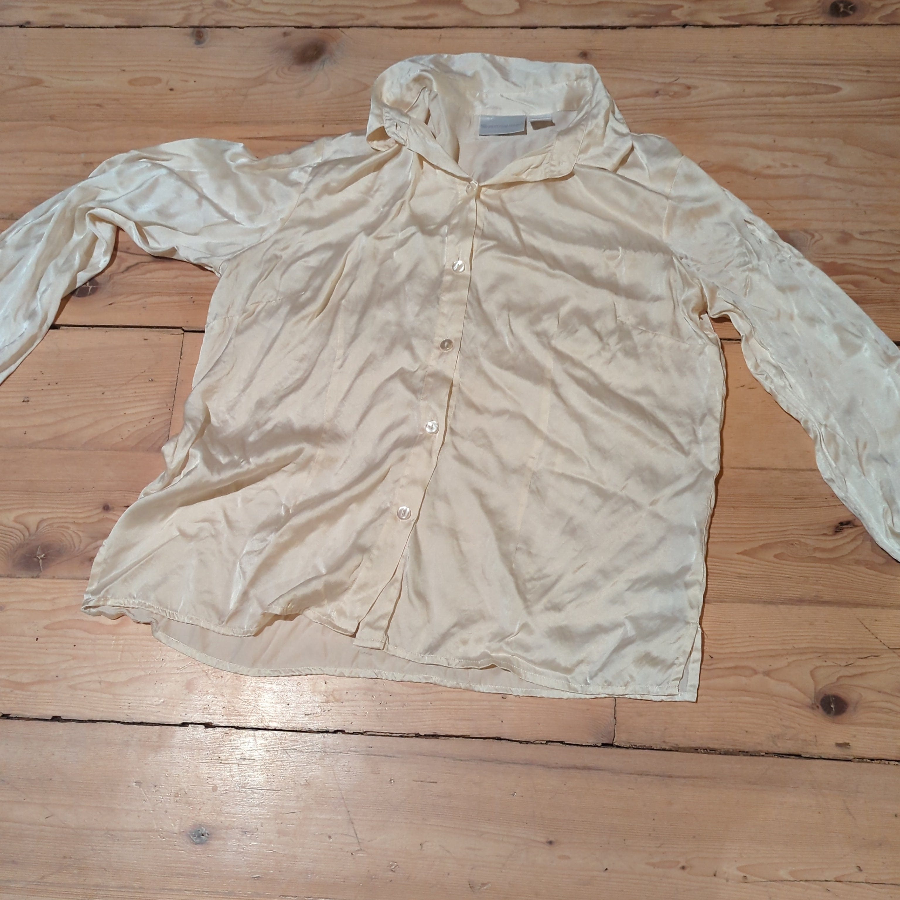 Venus Of The Desert VTG Ivory Silk Top available in Joshua Tree at JT Trading Post