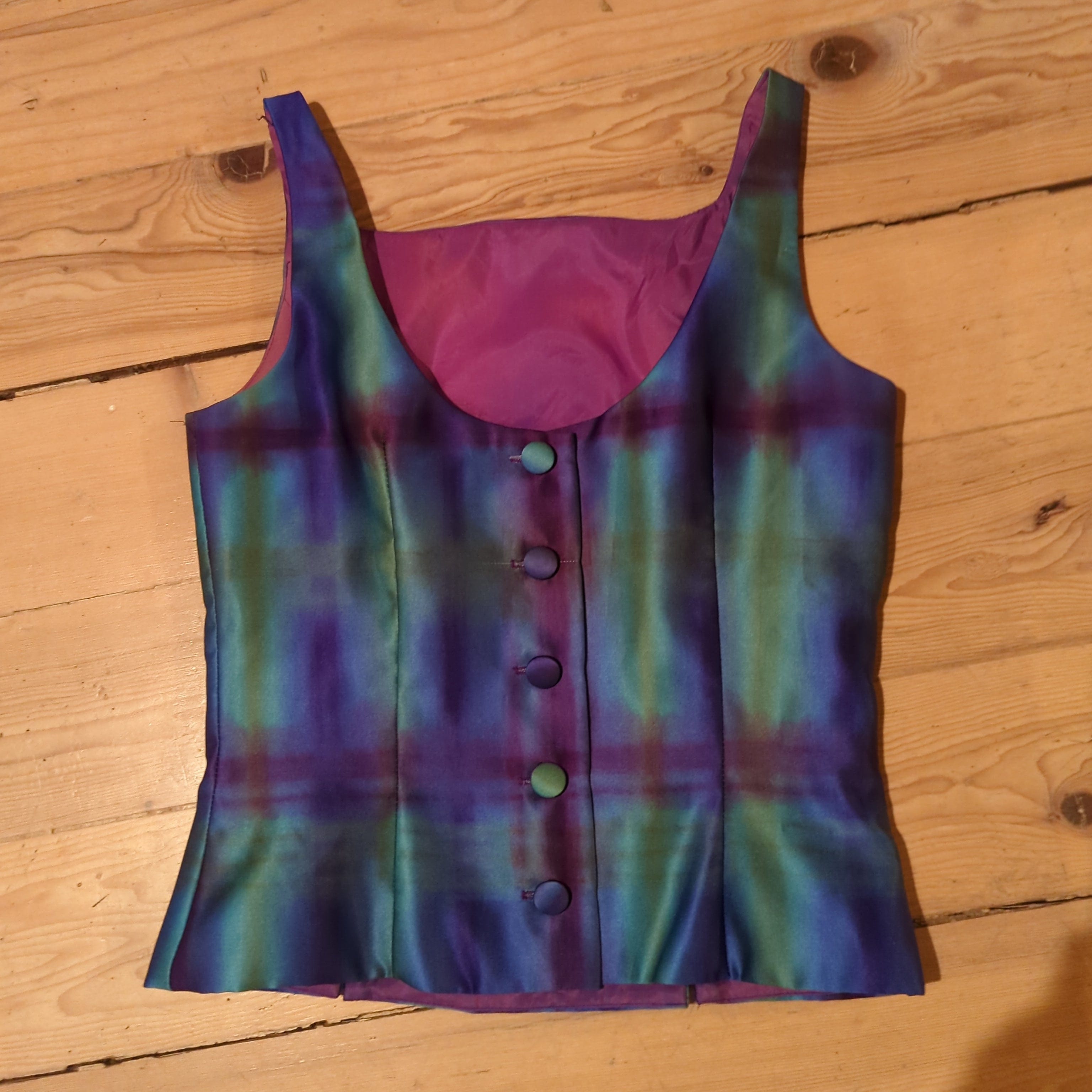 Venus Of The Desert VTG Gradient Button Top available in Joshua Tree at JT Trading Post