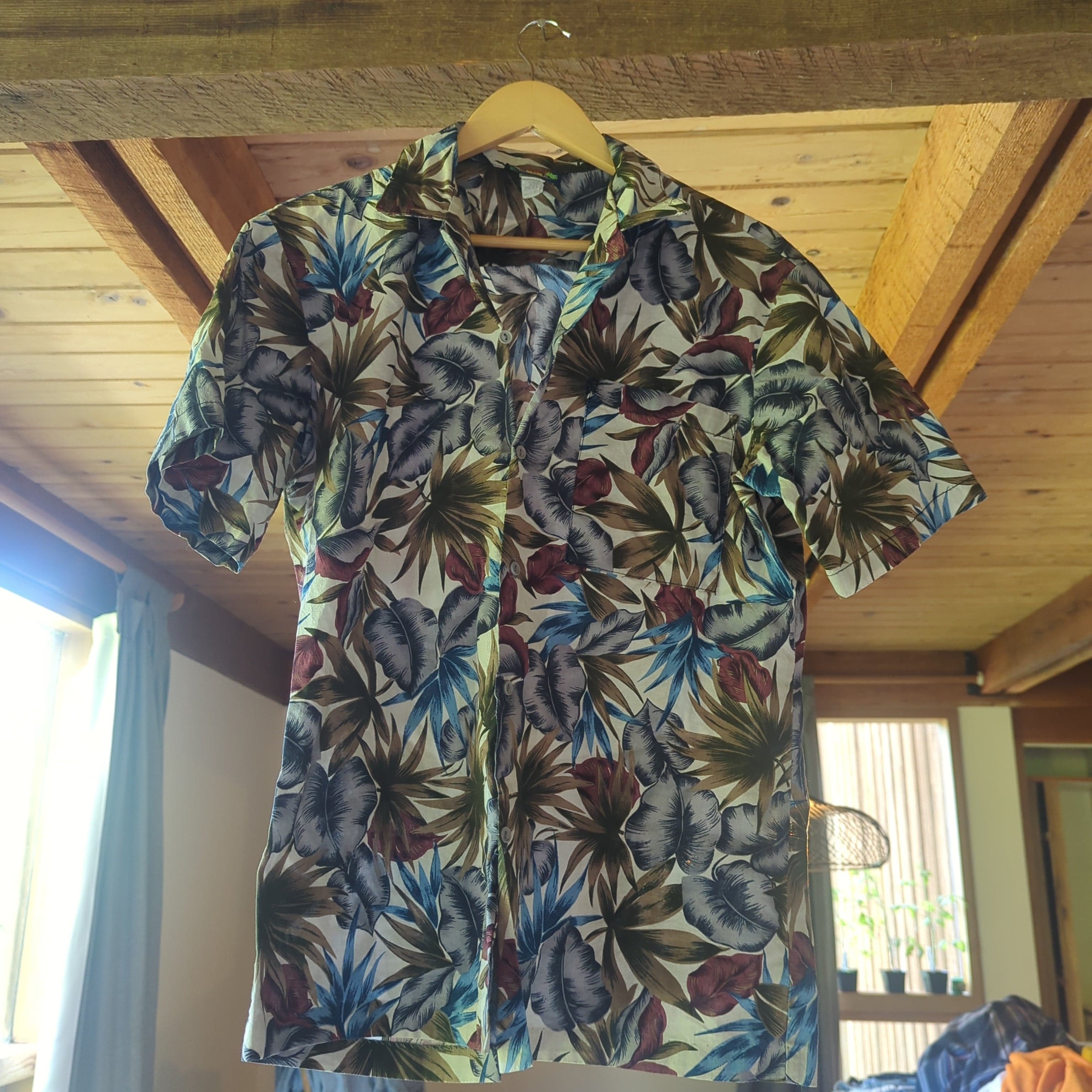 Venus Of The Desert VTG Hawaiian Blue available in Joshua Tree at JT Trading Post