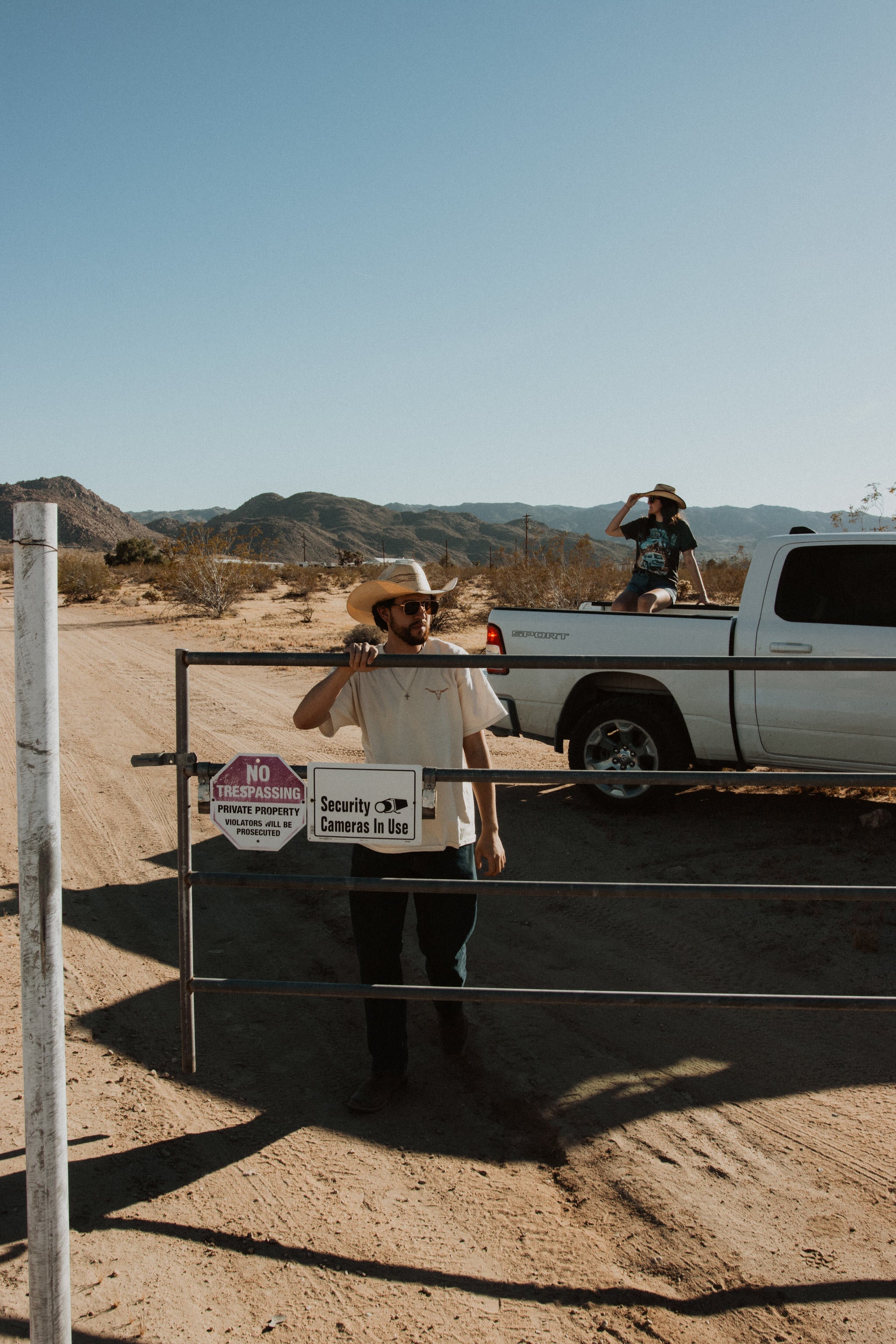 What to Wear Hiking in Joshua Tree: A Real Style Guide