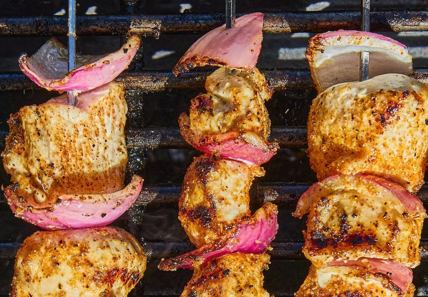 Savory Desert-Dusted Chicken Skewers with Red Onion
