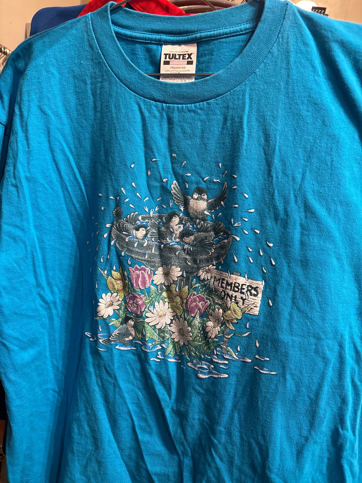 Vtg Members Only bird tee