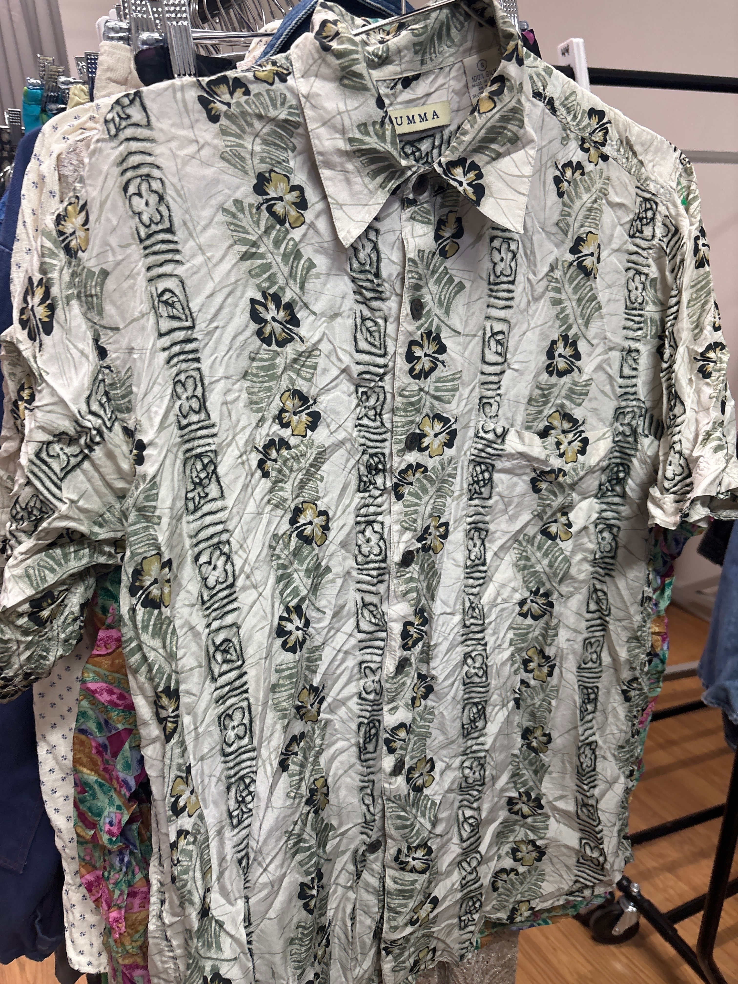 Vtg Summa silk Hawaiian shirt