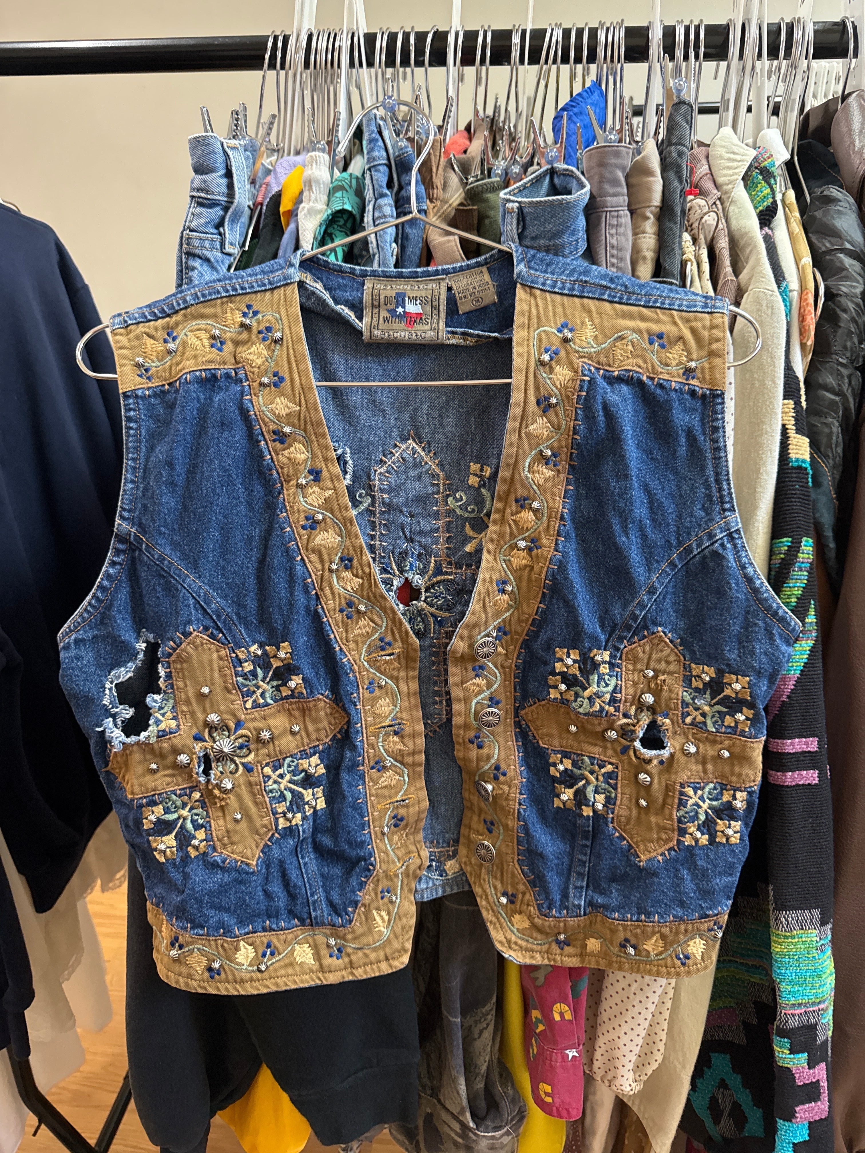 Vtg Dont Mess w Texas Thrashed Vest