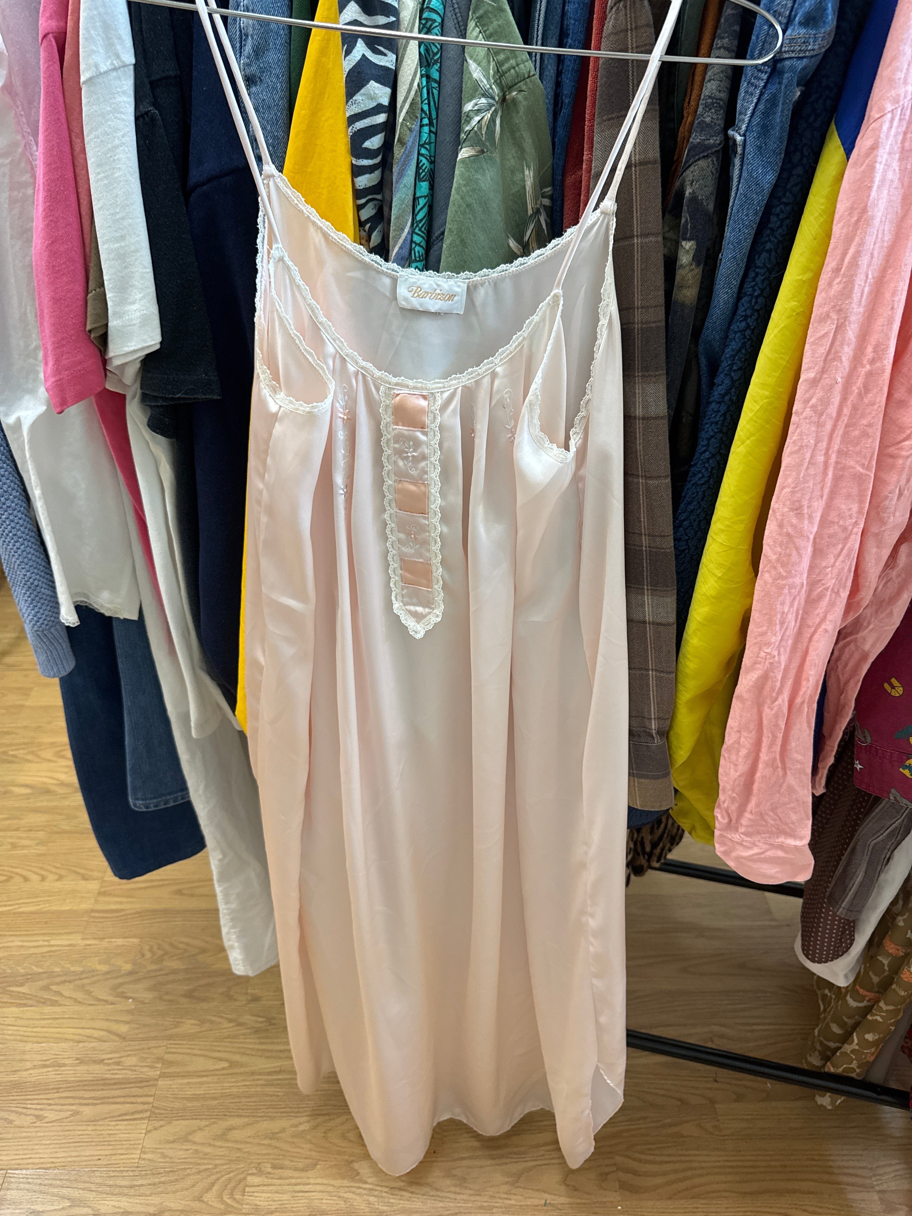 Vtg Barbizon Pink Floral Nightgown
