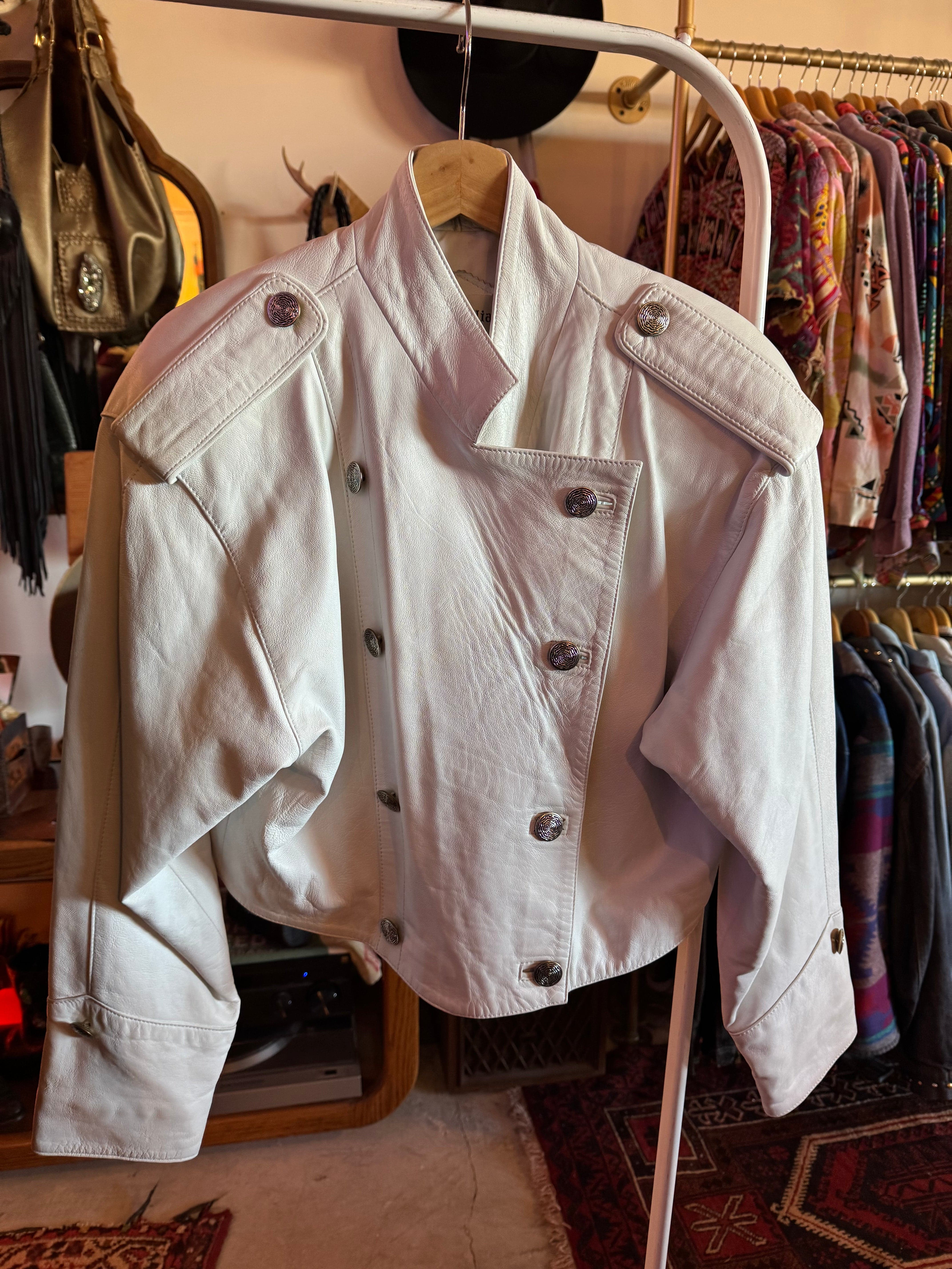 Desert Dreaming Vintage 1980s White Leather Jacket Sz L