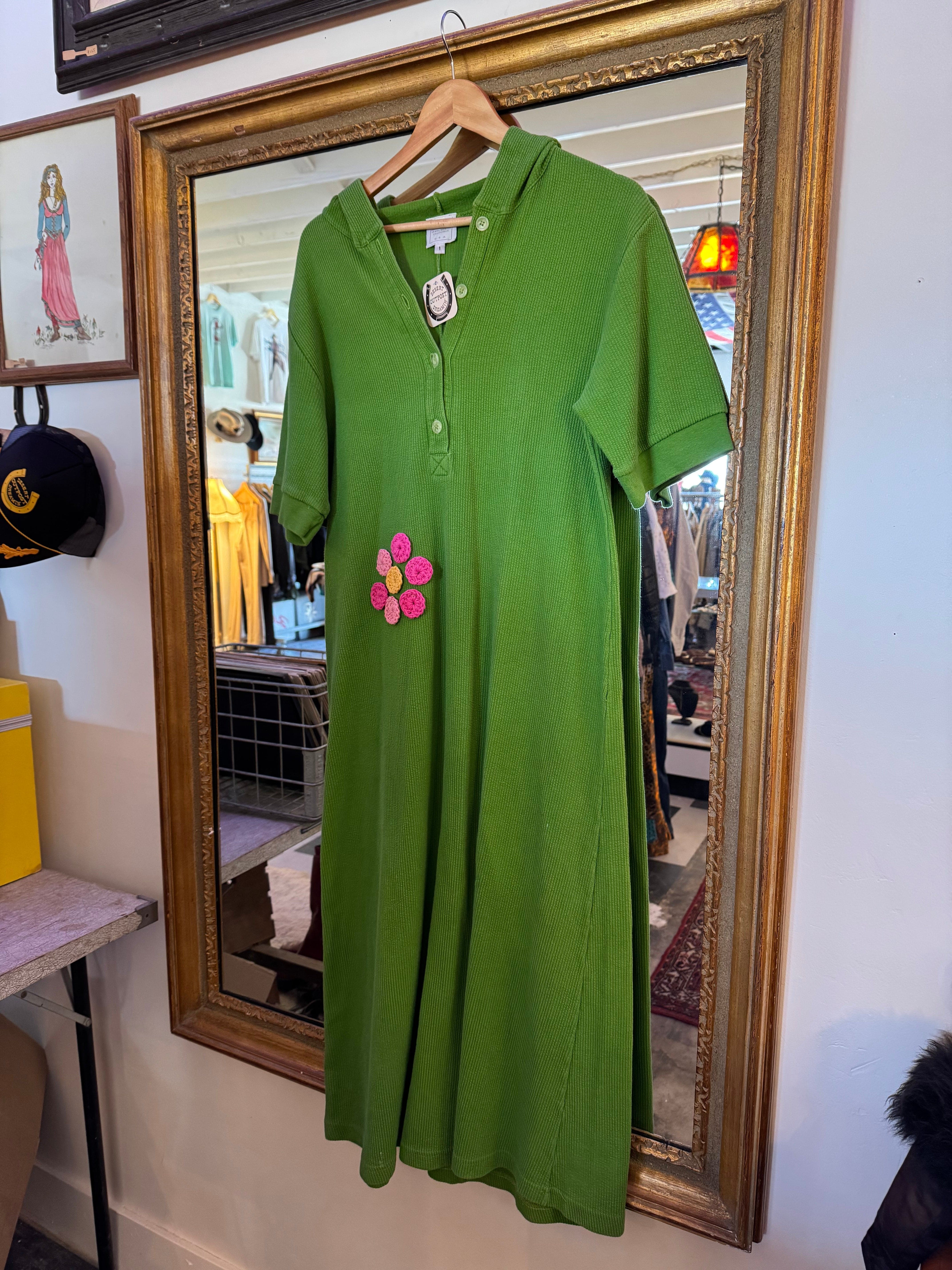 Desert Dreaming Vintage 90s Green floral patch dress + hood Sz S - L