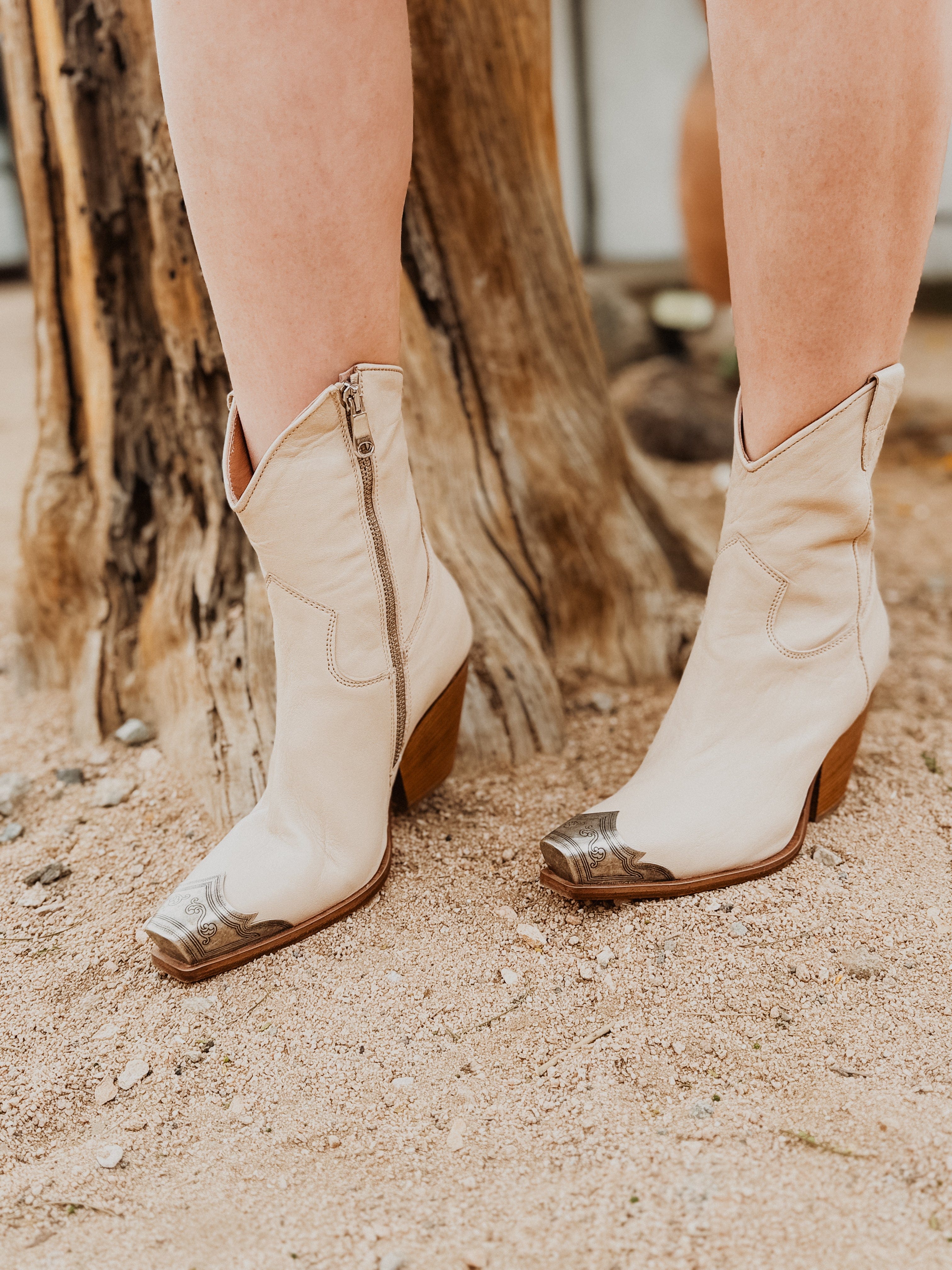 Roaming Travelers Brayden Western Boot | Bone available in Joshua Tree at JT Trading Post