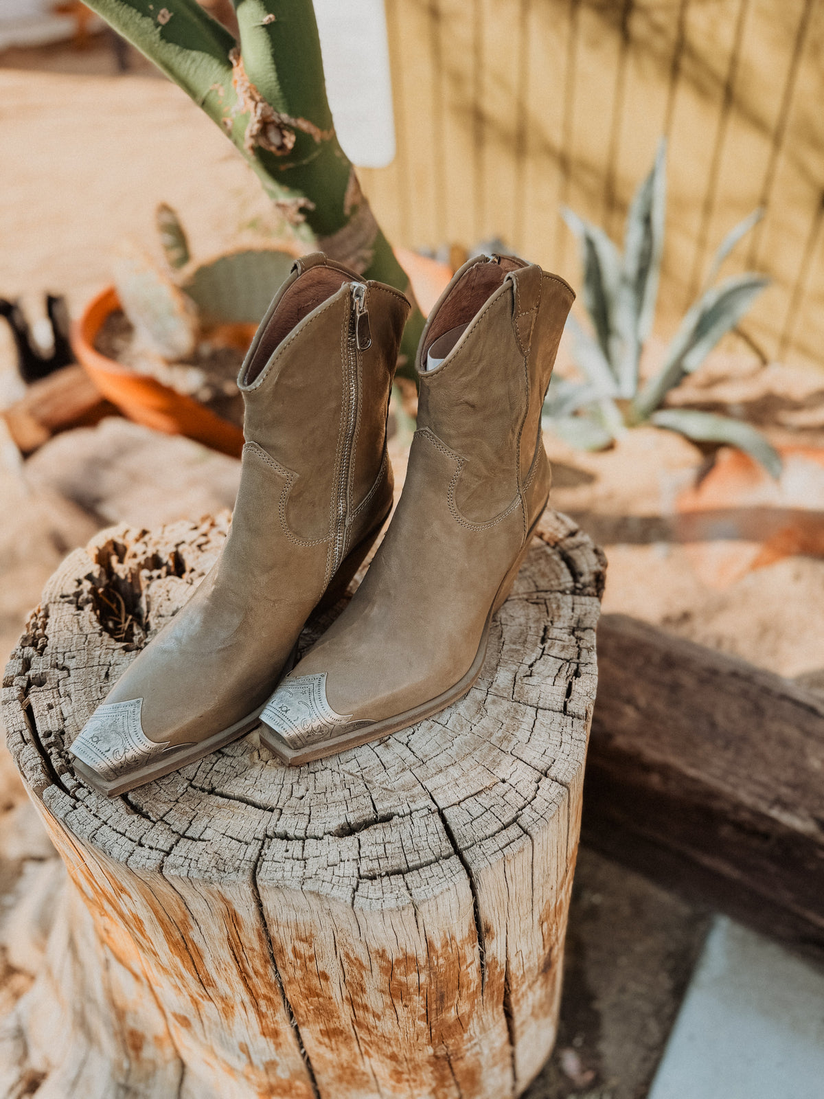 Roaming Travelers Brayden Western Boot | Dusty Olive available in Joshua Tree at JT Trading Post