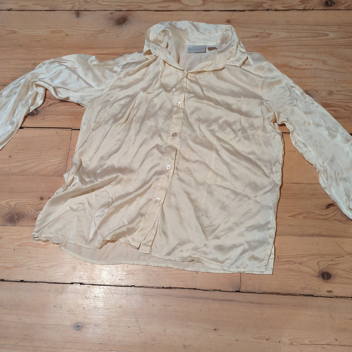 Venus Of The Desert VTG Ivory Silk Top available in Joshua Tree at JT Trading Post