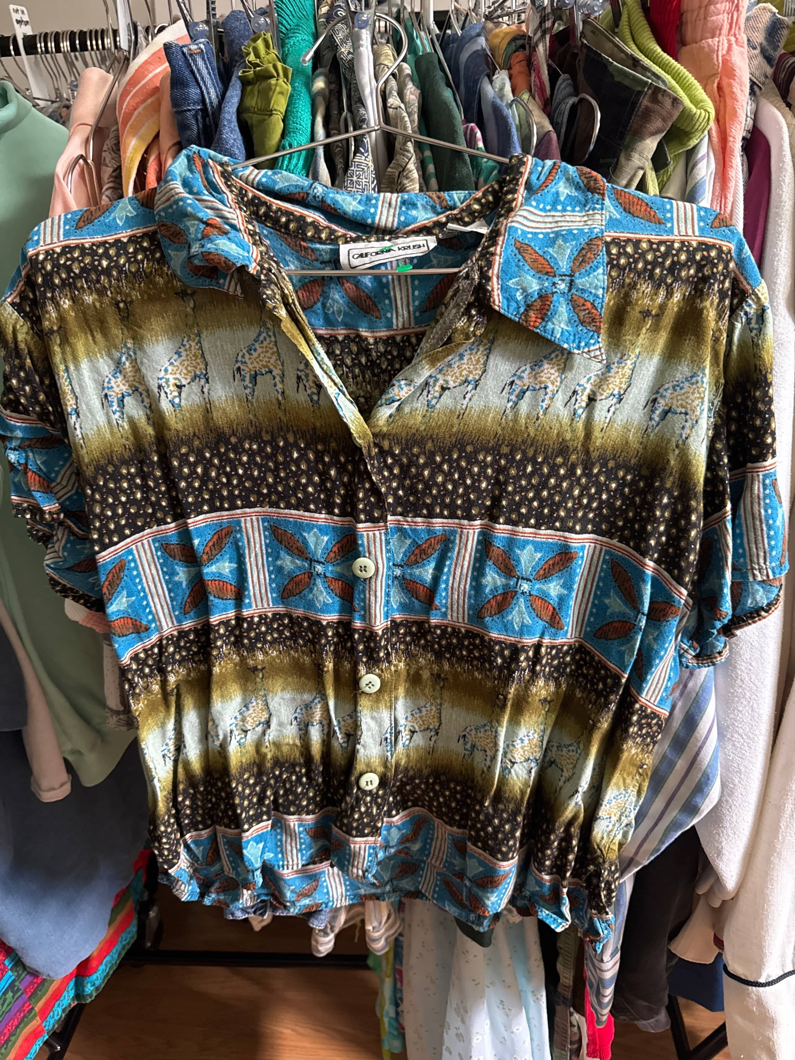 Venus Of The Desert VTG California Krush Giraffe Shirt available in Joshua Tree at JT Trading Post