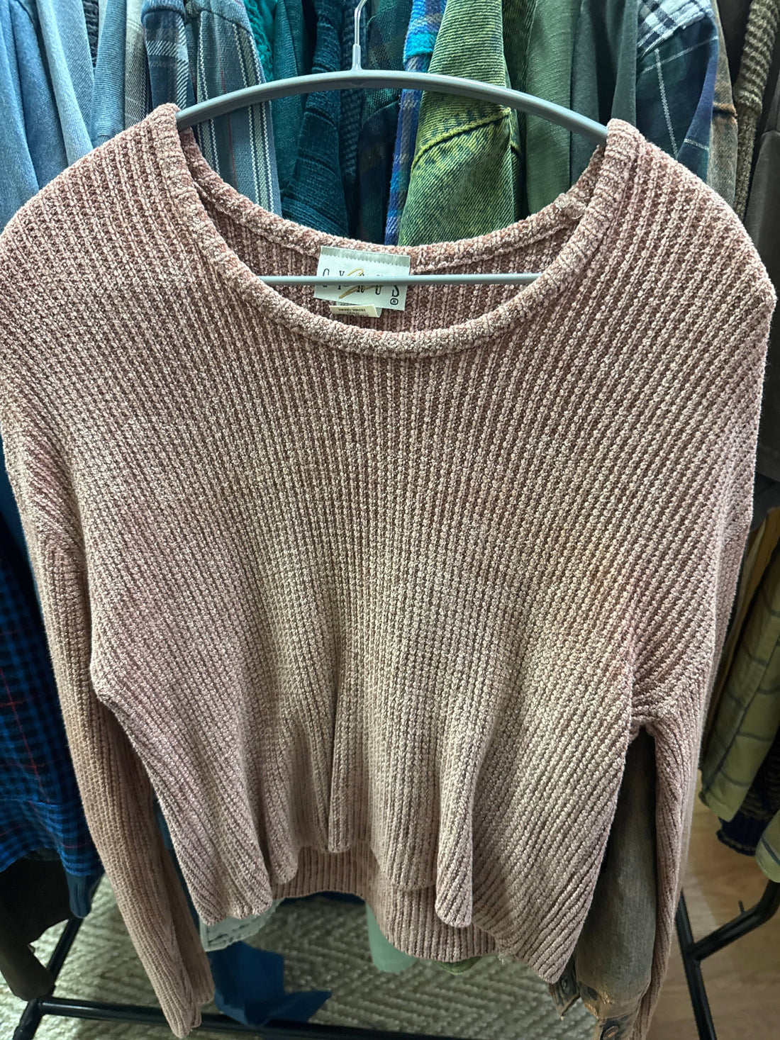 Venus Of The Desert VTG USA Cyrus Pink Sweater available in Joshua Tree at JT Trading Post