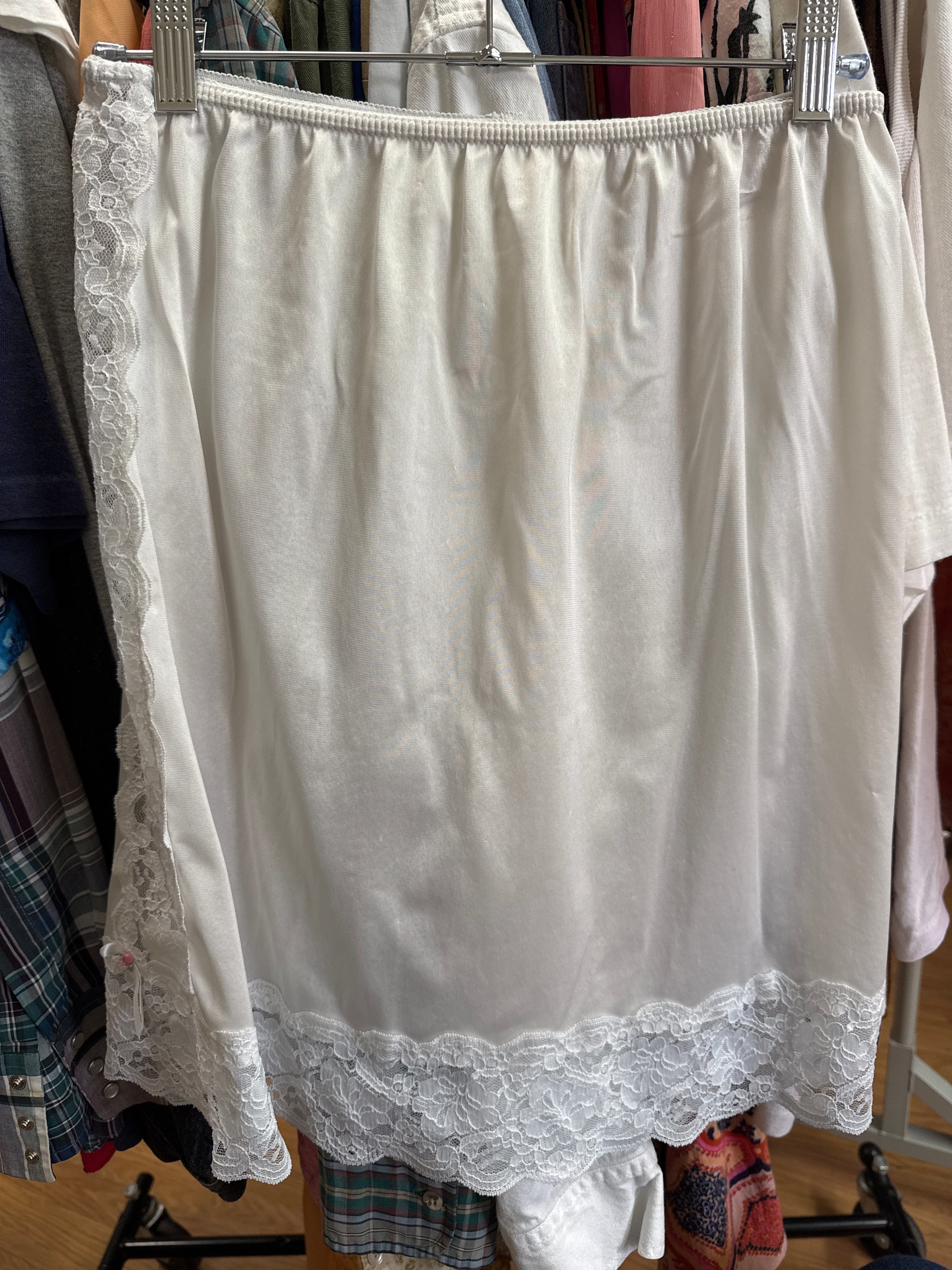 Venus Of The Desert Vtg White Lace Rosette Slip Skirt available in Joshua Tree at JT Trading Post