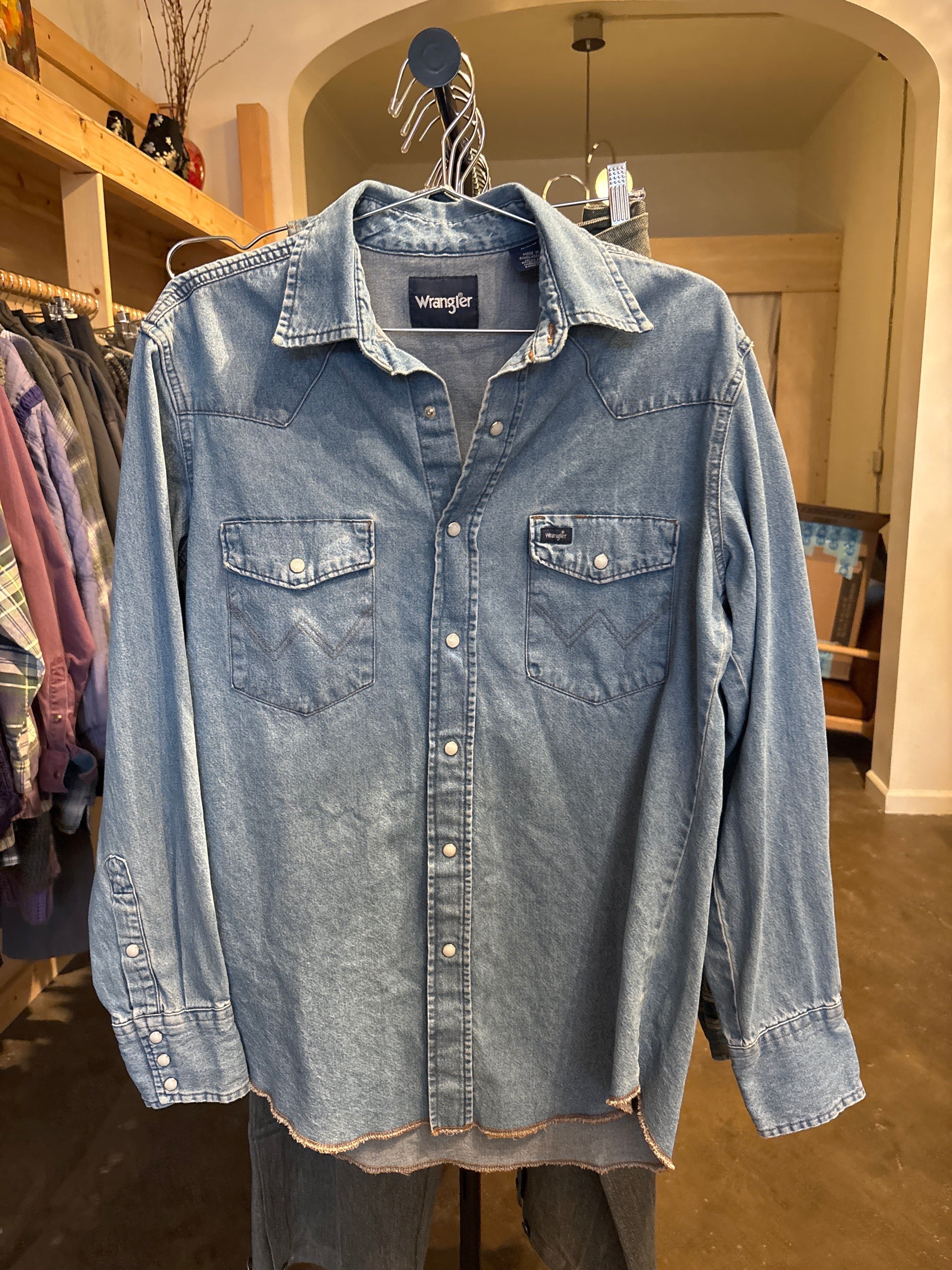 Venus Of The Desert Vtg Wrangler denim pearl snap available in Joshua Tree at JT Trading Post