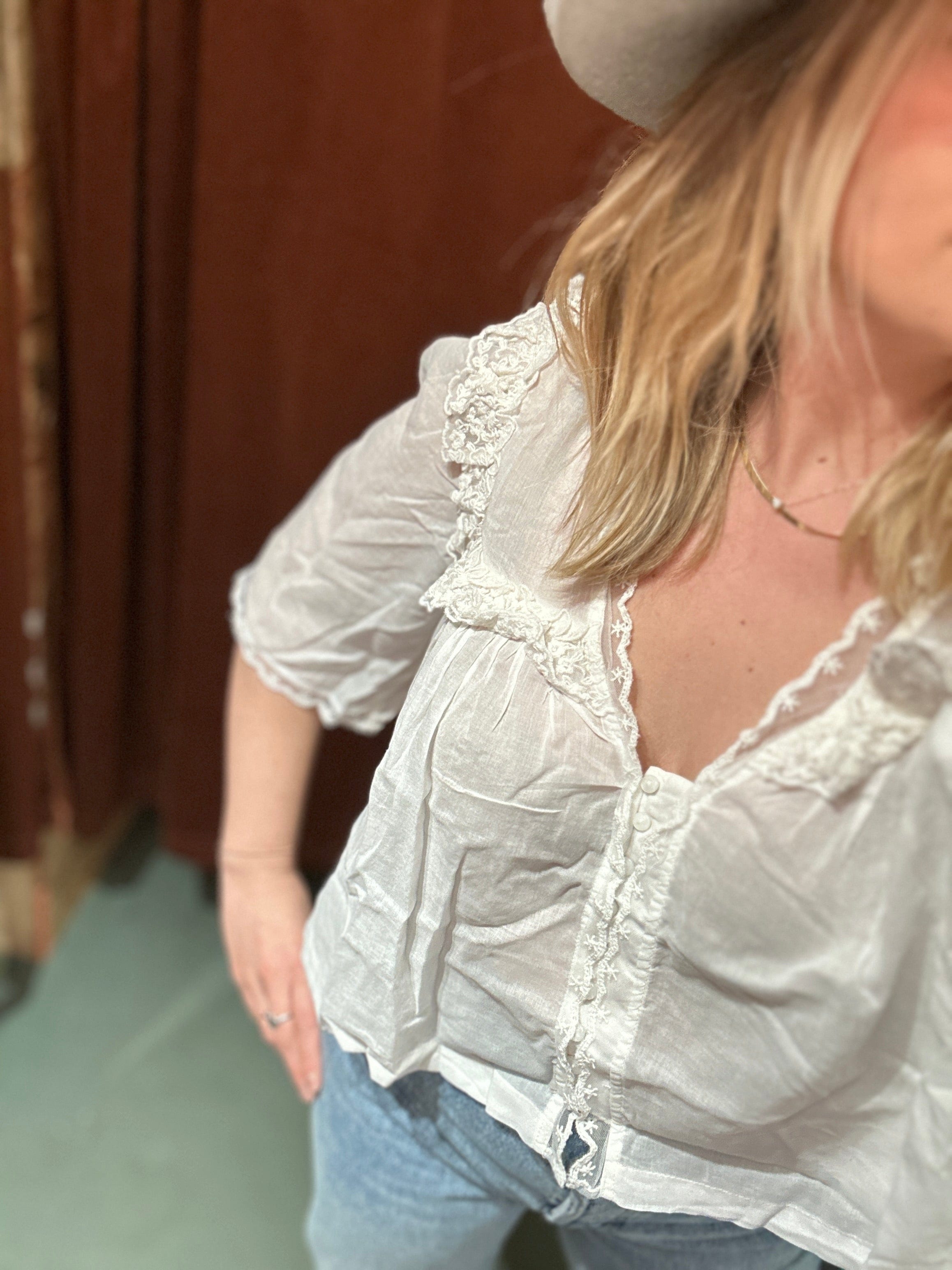 Roaming Travelers Luna Top