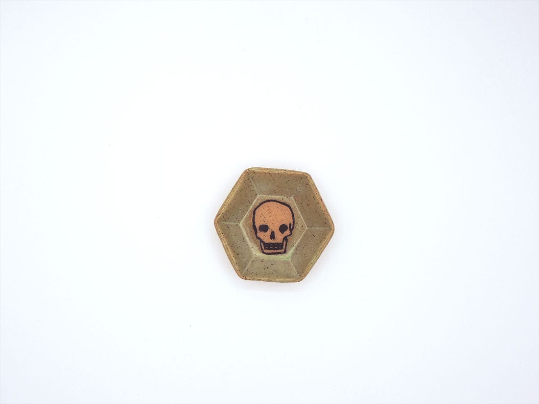 Stray Ceramics Skull Plate Hexagon Mini
