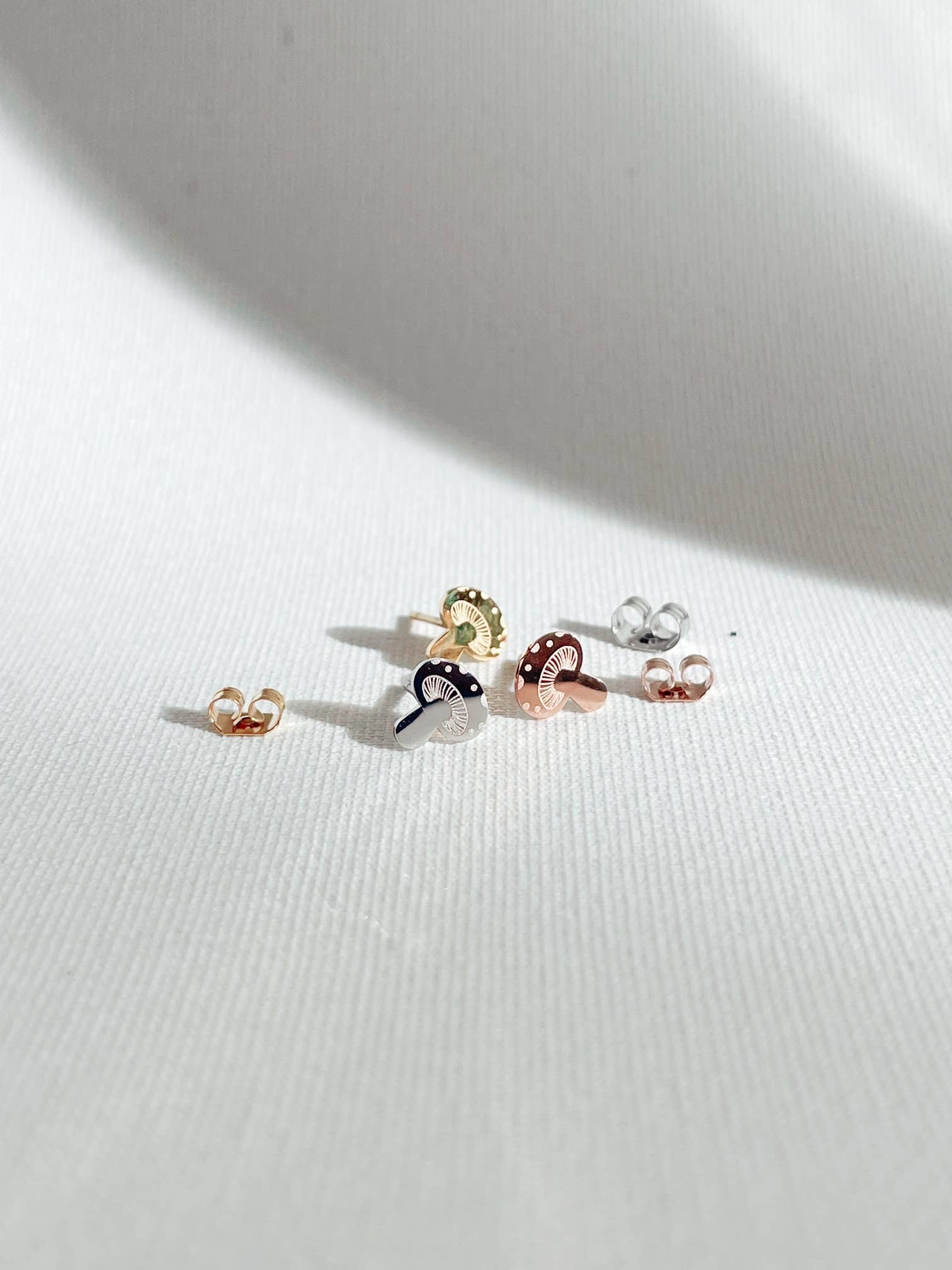 The Plant Social Groovy Mushrooms Studs