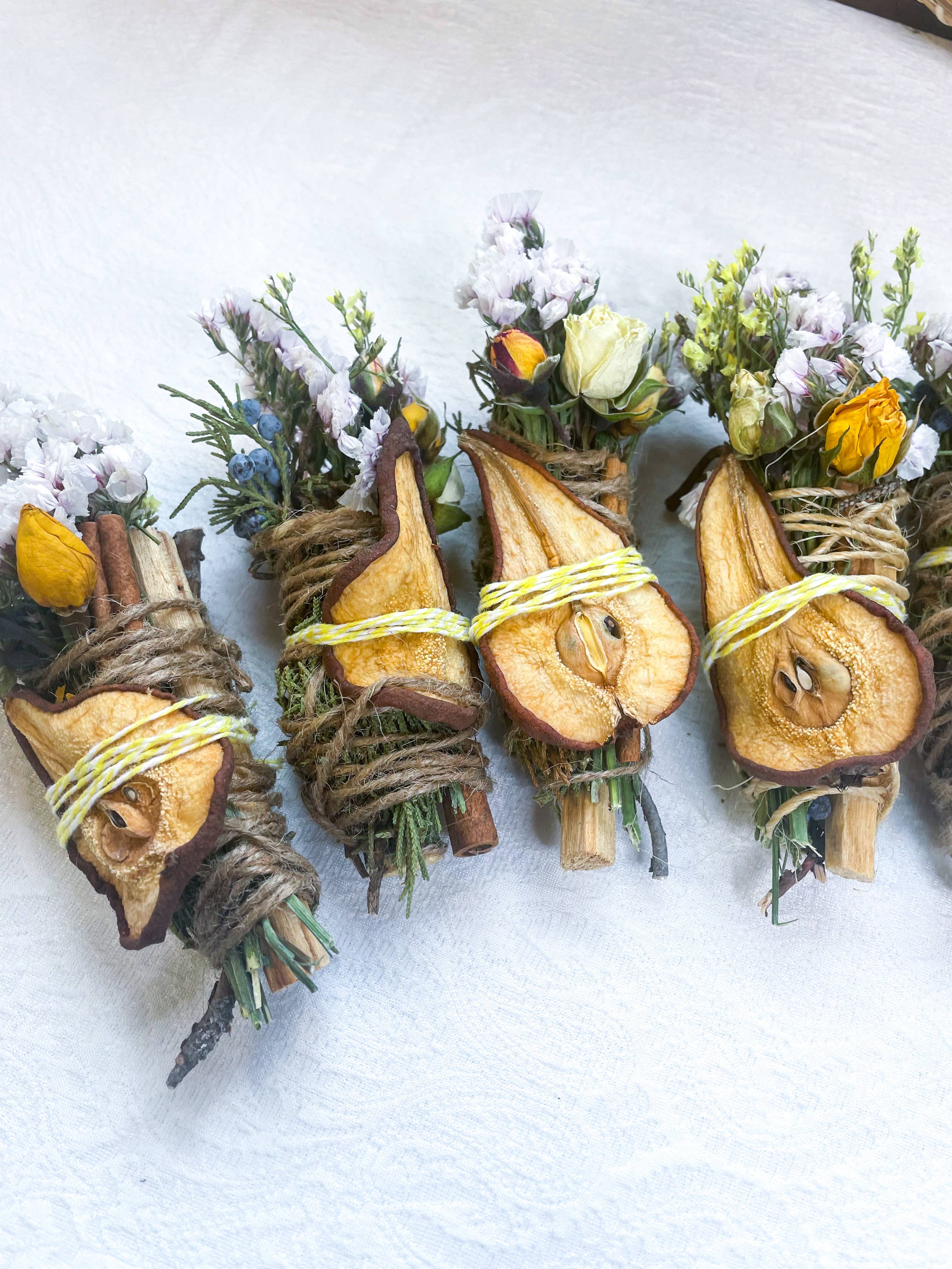 Tierra Magia Pear, Palo Santo, Juniper, and Cinnamon Smudge Stick