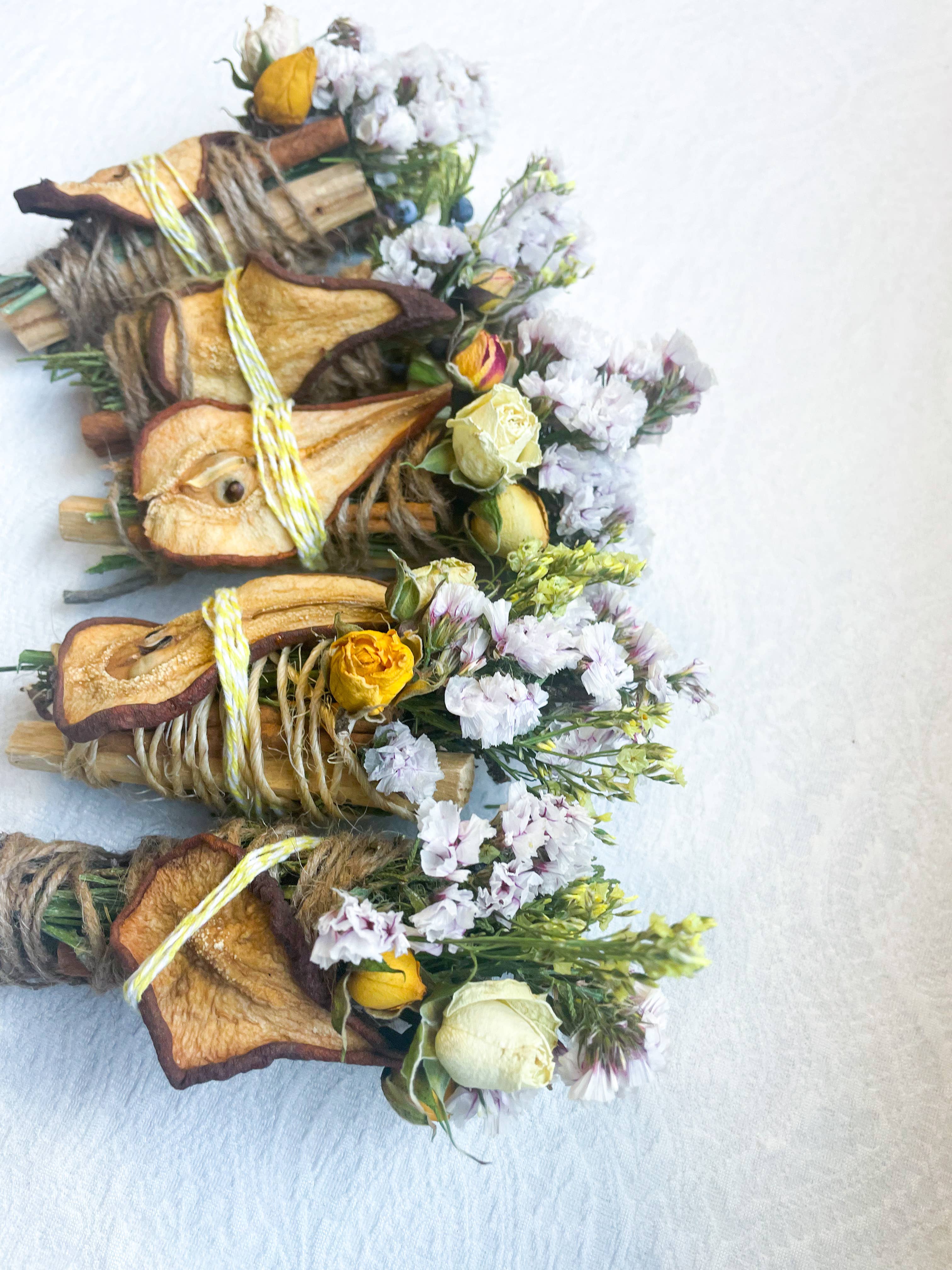 Tierra Magia Pear, Palo Santo, Juniper, and Cinnamon Smudge Stick