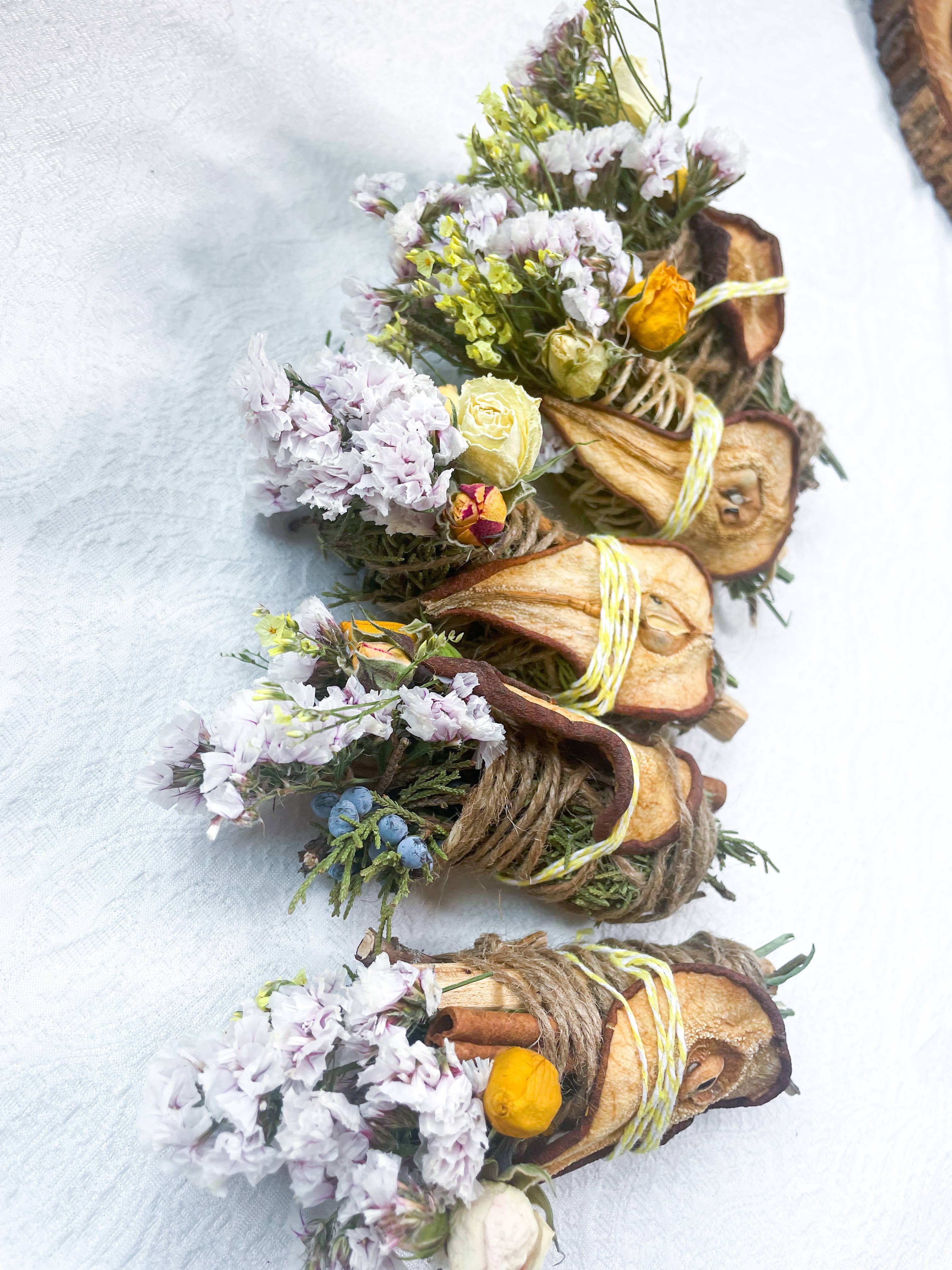 Tierra Magia Pear, Palo Santo, Juniper, and Cinnamon Smudge Stick