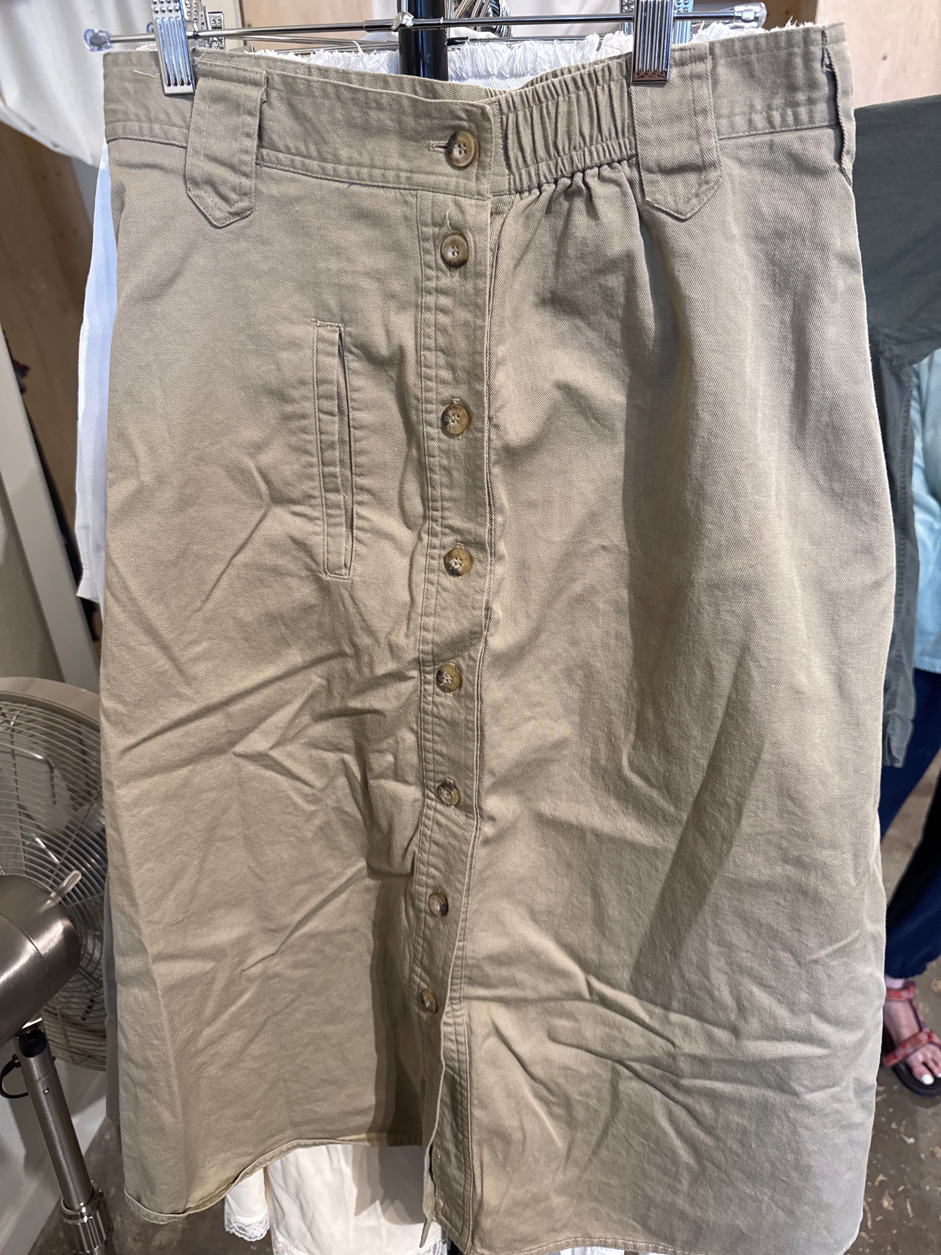 Venus Of The Desert VTG Russ Khaki Button Midi Skirt