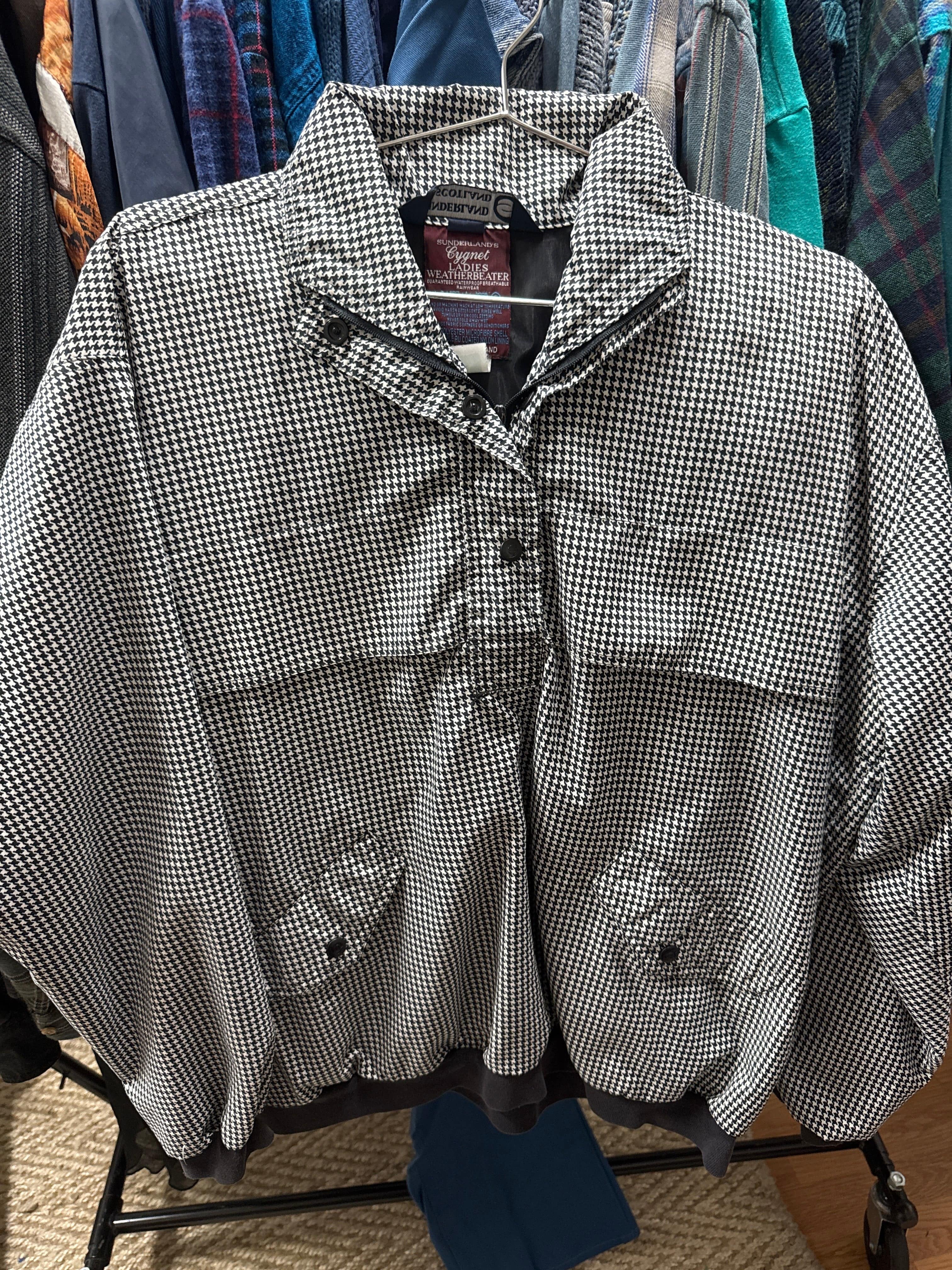 Venus Of The Desert VTG Sunderland Houndstooth Windbreaker