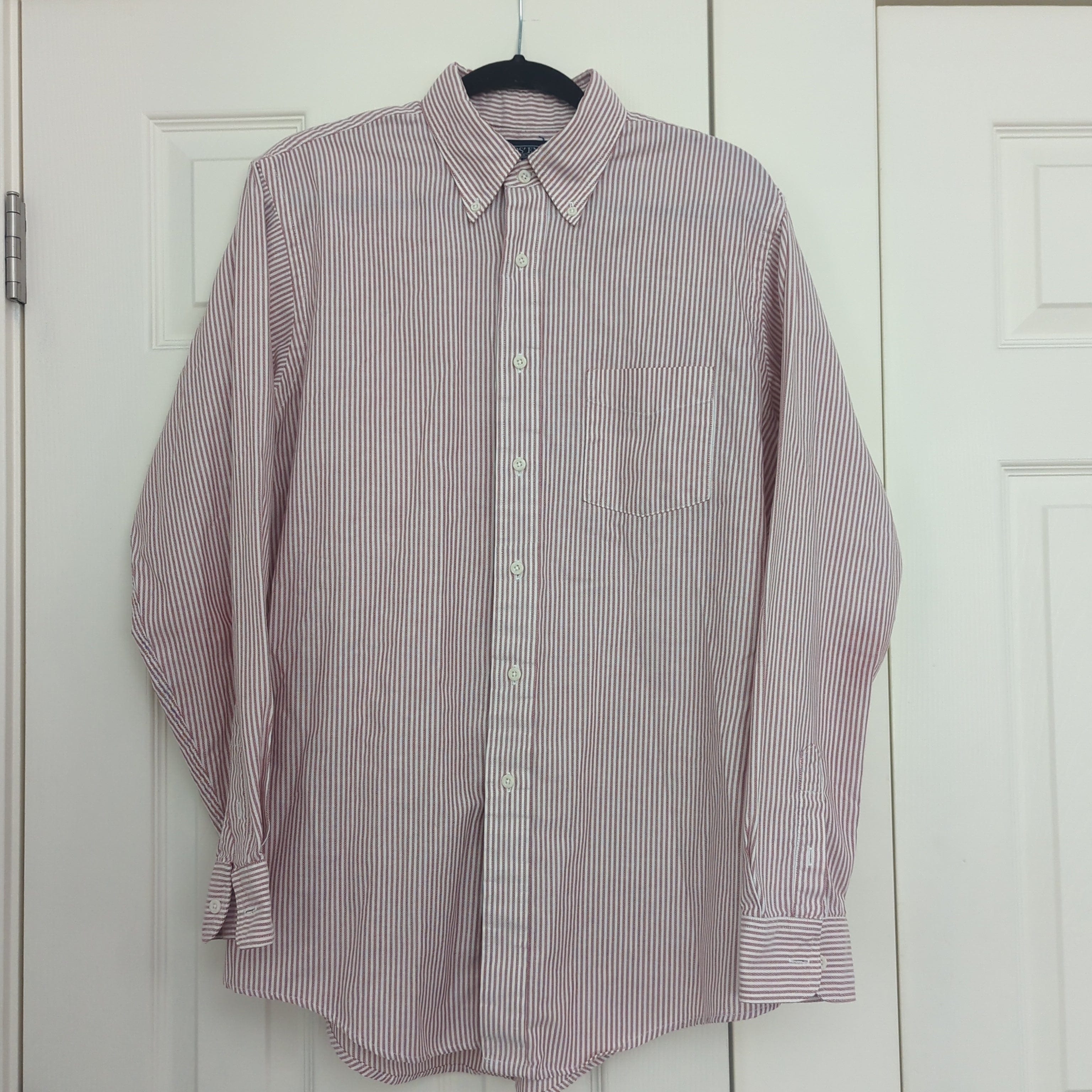 Venus Of The Desert VTG Lands End Button Down