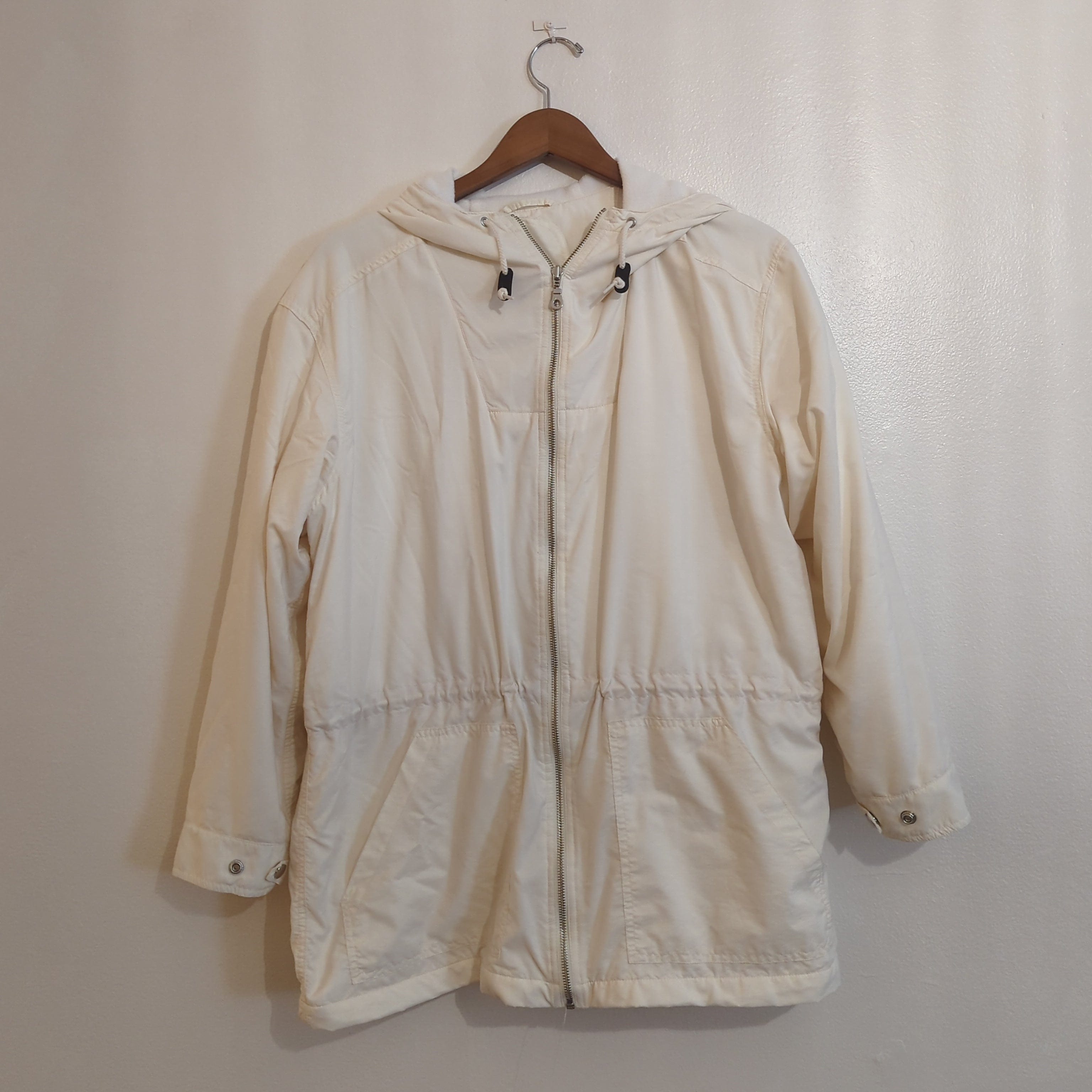 Venus Of The Desert VTG Nylon Jacket w Fleece Lining